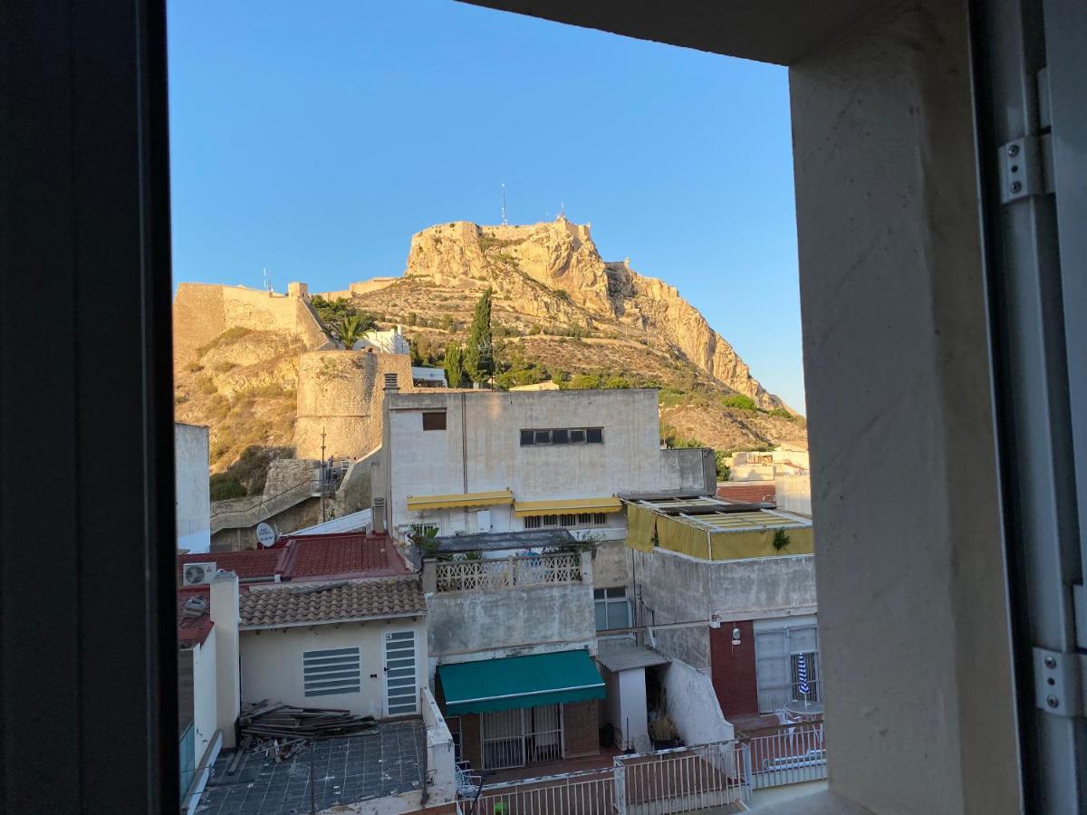 Corazon De Alicante Con Vistas Al Mar Y Al Castillo Екстериор снимка